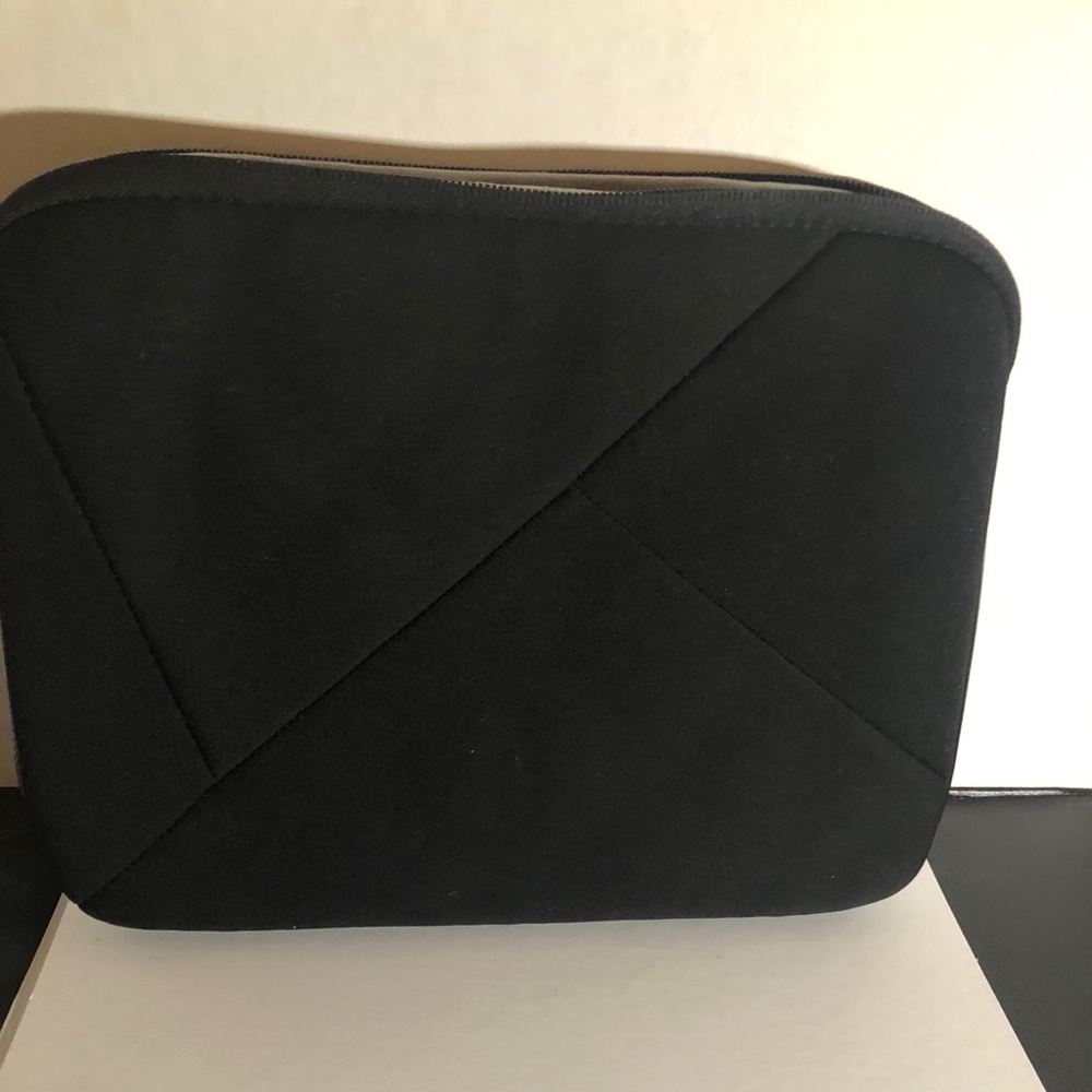 Tarsus Computer Notebook Case - image 3